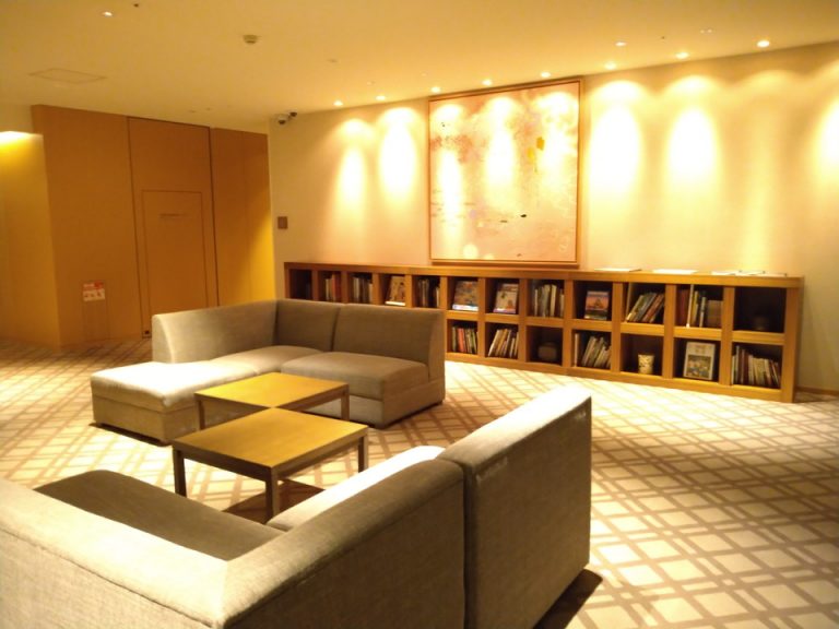 ライブラリーコーナー