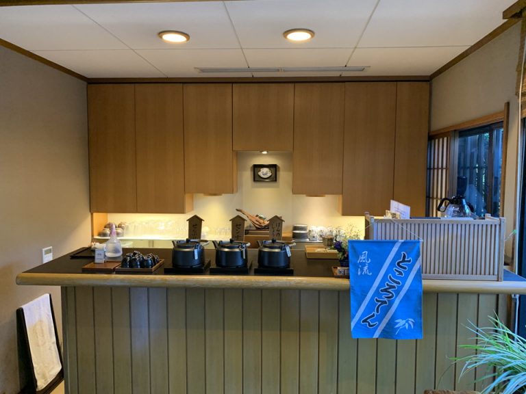 茶房カウンター