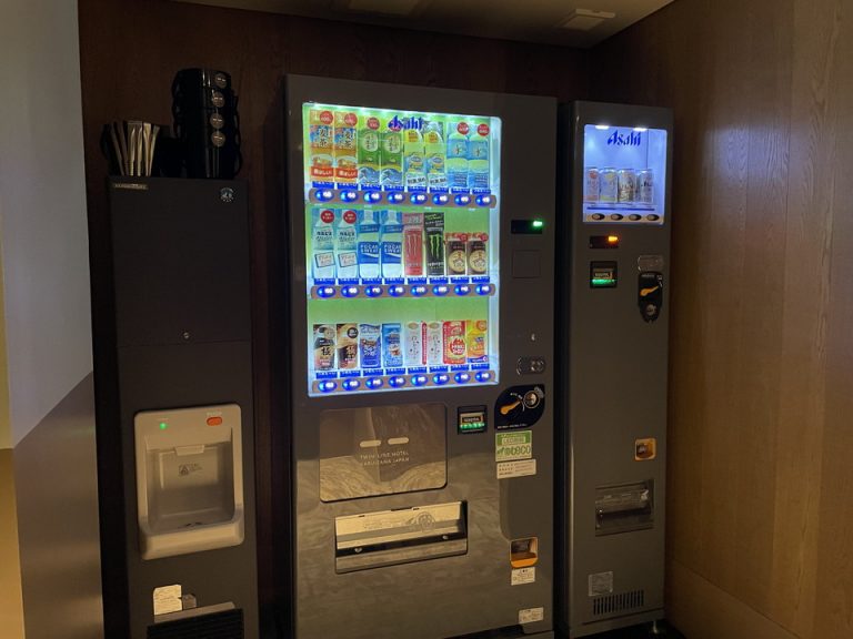 2F客室フロア_自動販売機_製氷機