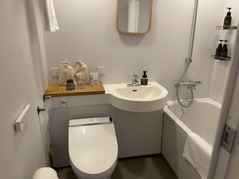 バスルーム全体