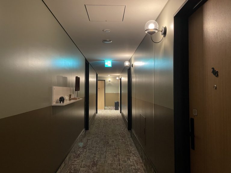 客室階廊下