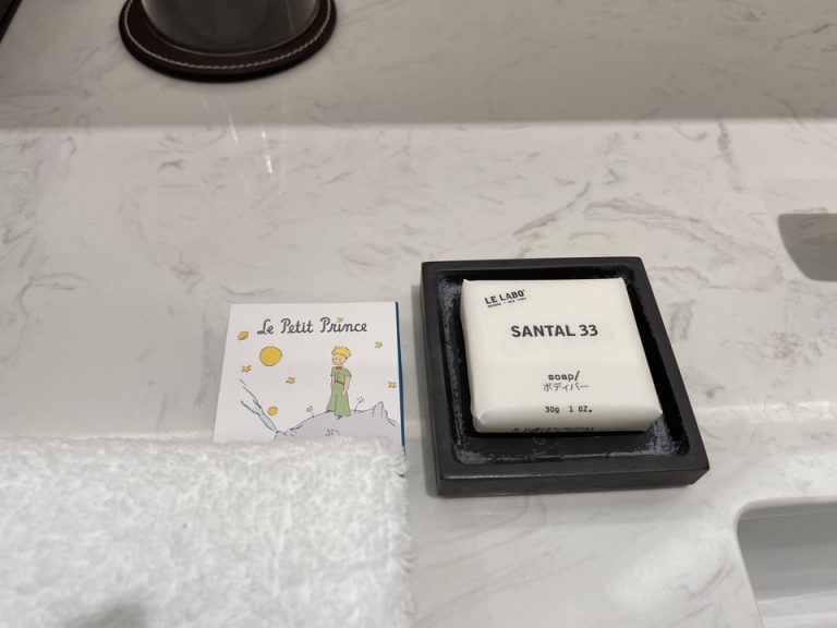 石鹸 左は子供用アメニティ