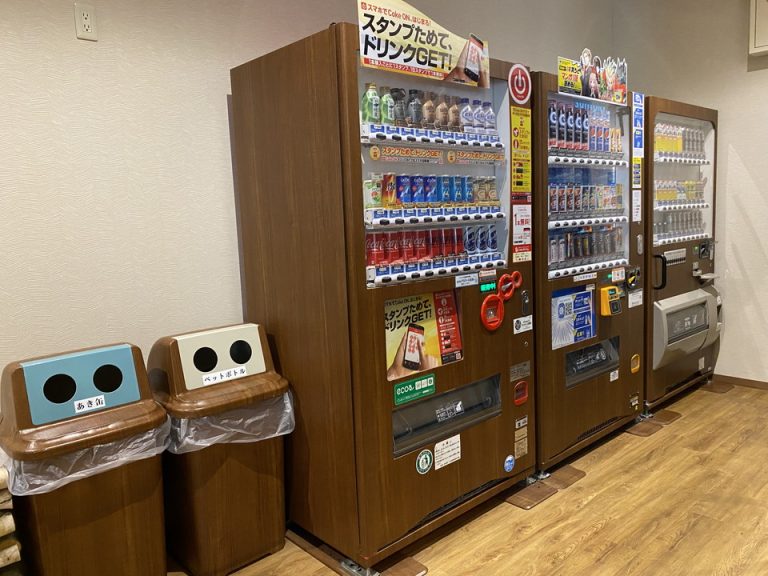 ロビー階自販機