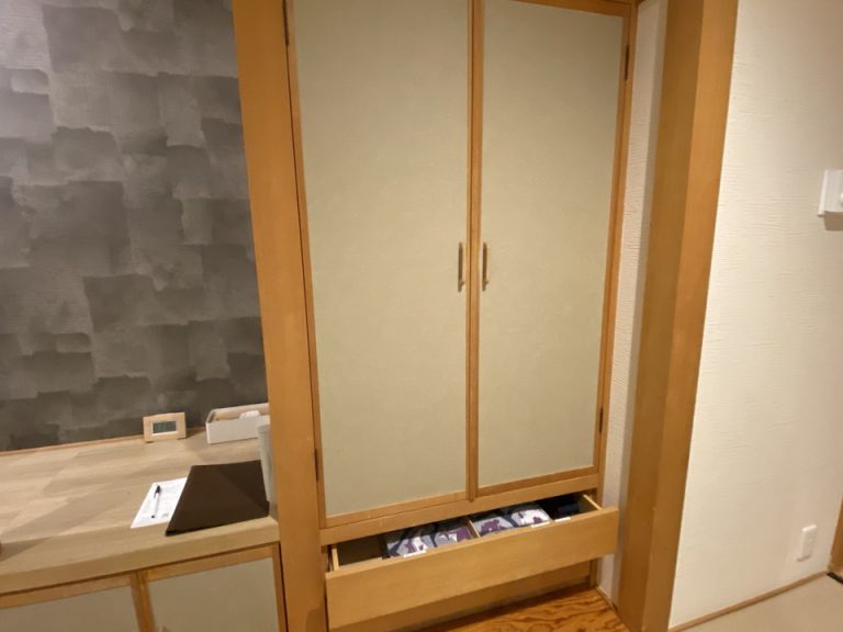 クローゼット外観(1)
