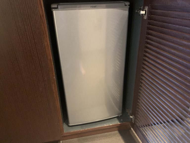 冷蔵庫(閉)