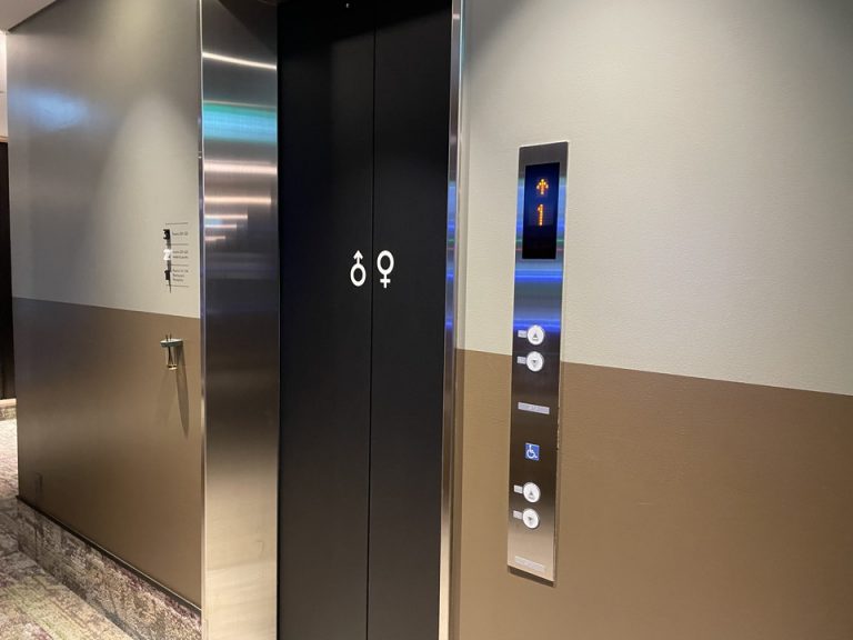 エレベーターフロア(客室階)