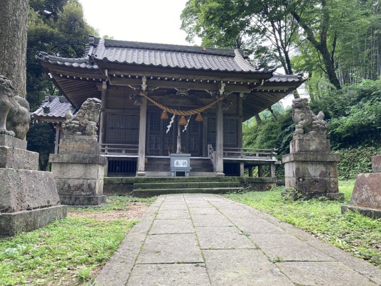 ホテルから車で15分の観光スポットの菅原神社
