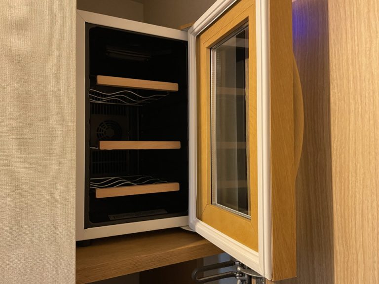 冷蔵庫(開けた状態)