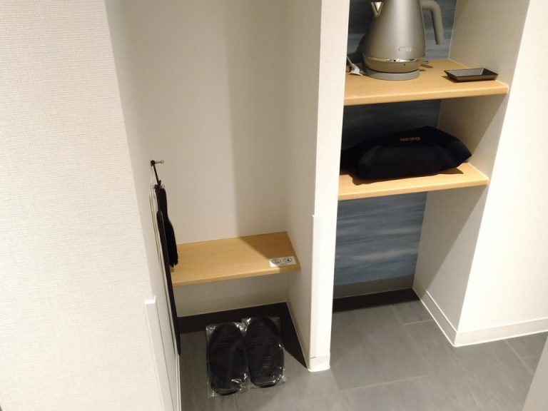 クローゼット外観下