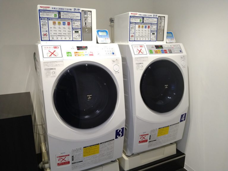 客室5,7階コインランドリー
