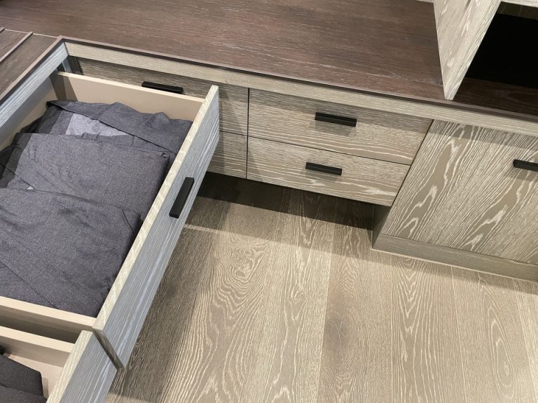 クローゼット床 作務衣が用意されていた