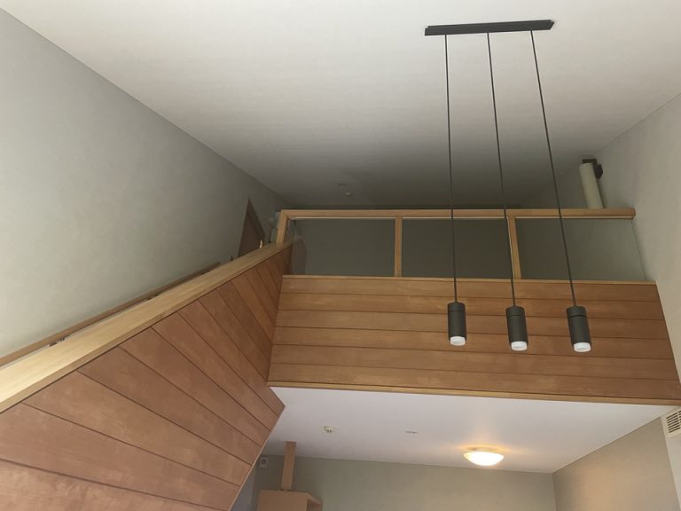 一階から見た2階部分