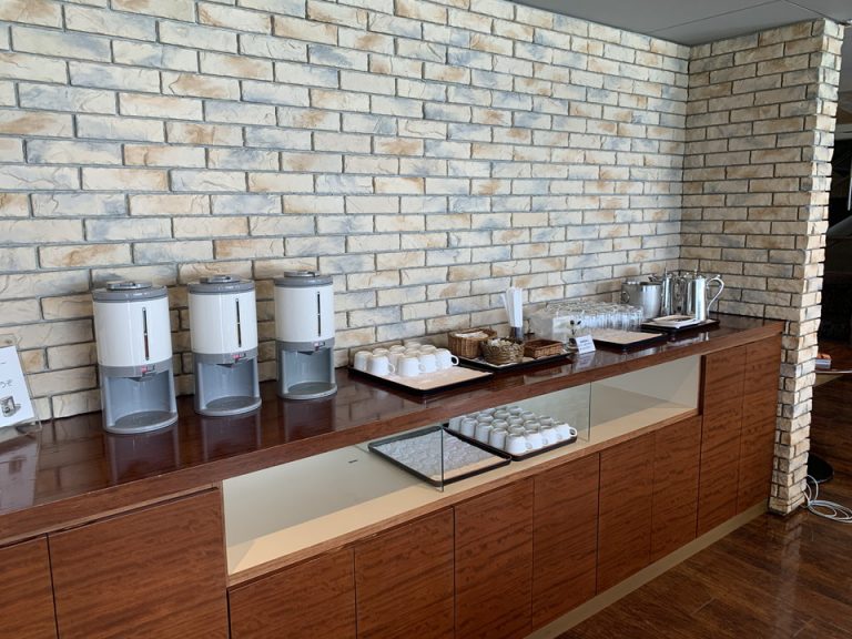 ロビー内 フリードリンク
