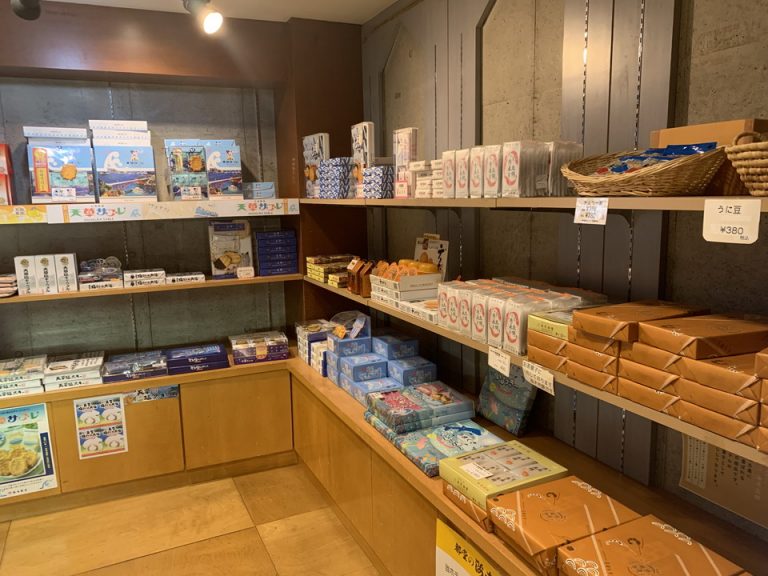 館内売店(2)