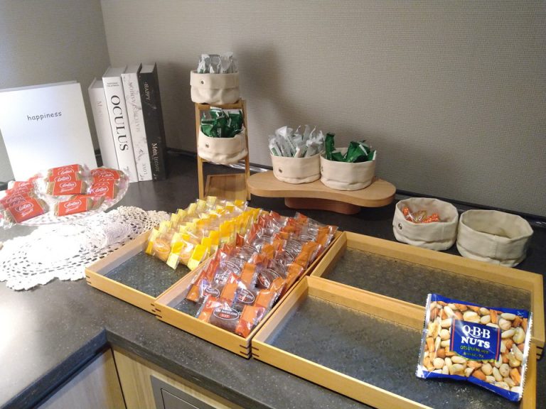 ゲストラウンジのフリースナック