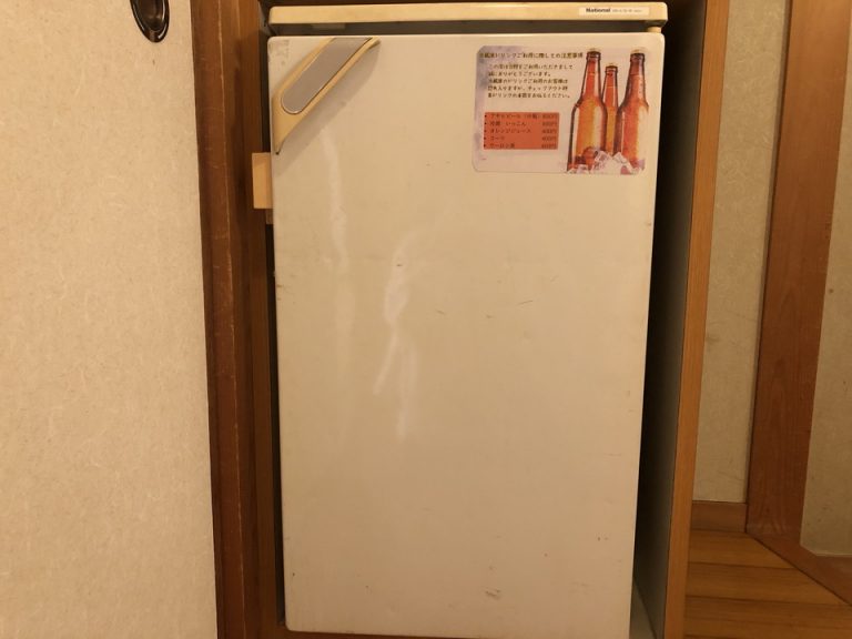 冷蔵庫(閉じた状態)
