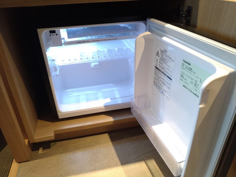 冷蔵庫(開けた状態)