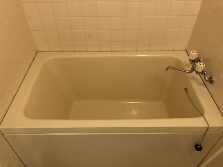 バスタブ