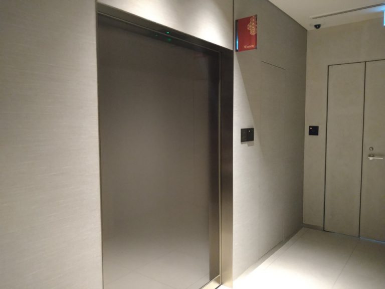 地下1階女湯入口