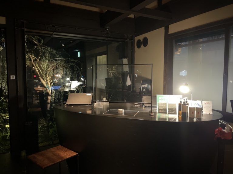 フロントカウンター(3)