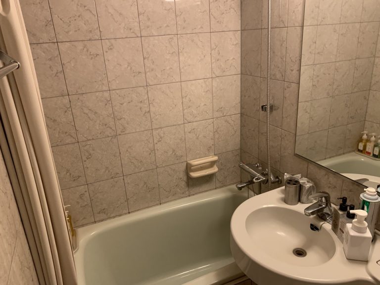 バスルーム バスタブ