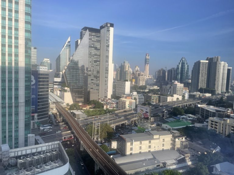 部屋眺望(昼間)