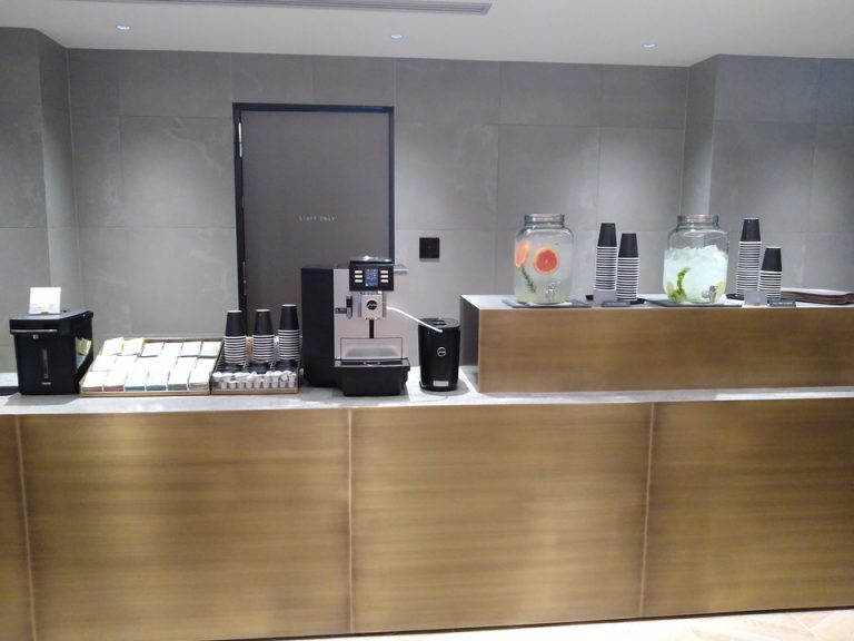 ドリンクステーション
