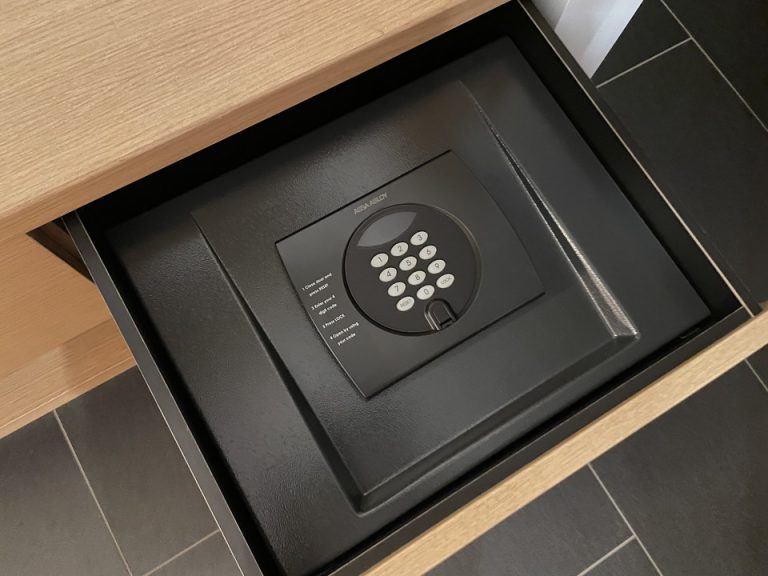 セーフティーボックス(閉じた状態)