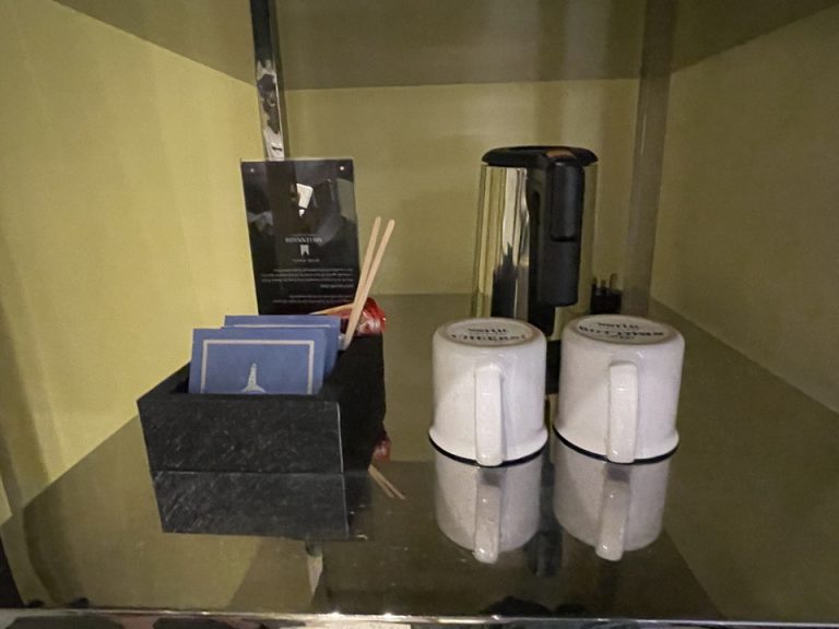 コーヒー、ティ