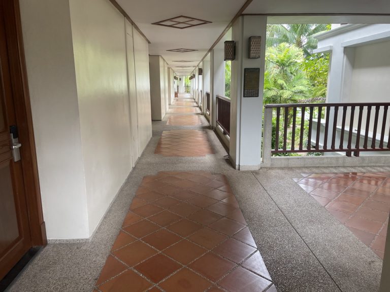 客室階廊下全体