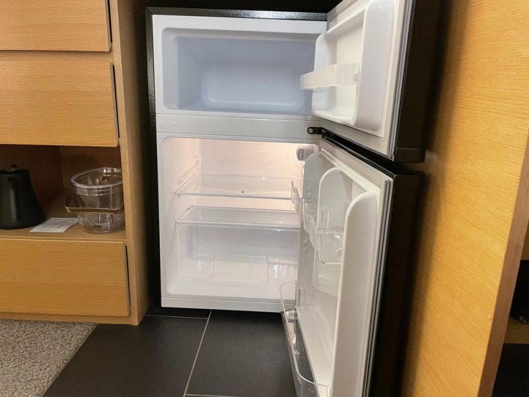 冷蔵庫(開けた状態)