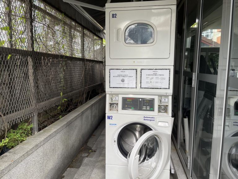 コインランドリー