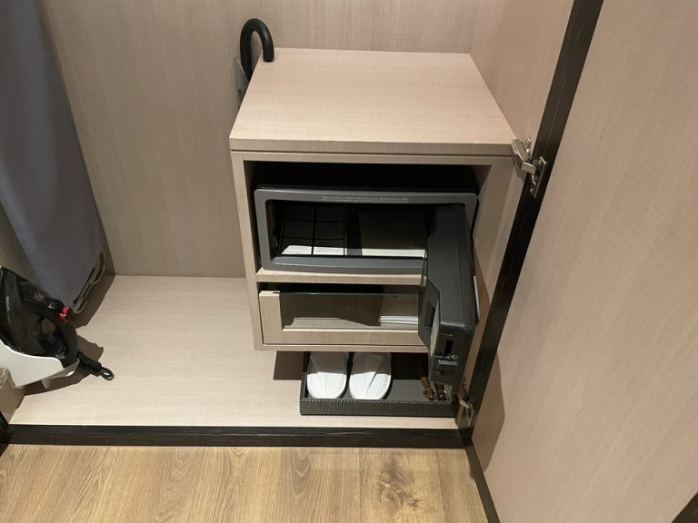 セーフティボックス開けた状態