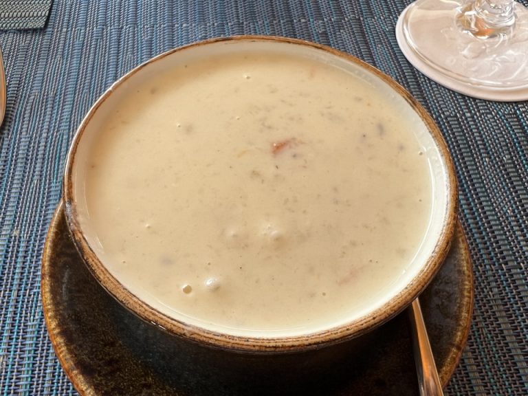 ハウス料理本日のスープ
