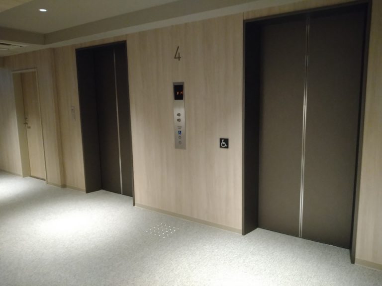 エレベーターホール客室階
