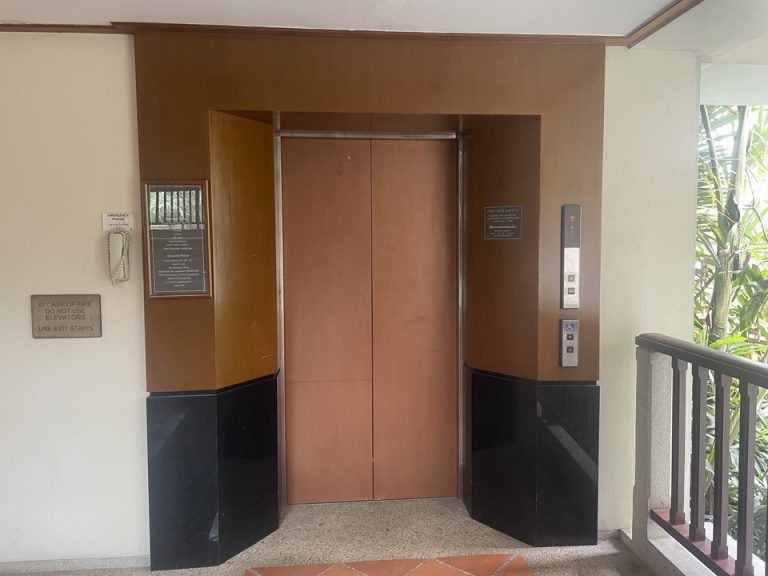 エレベーターホール客室階