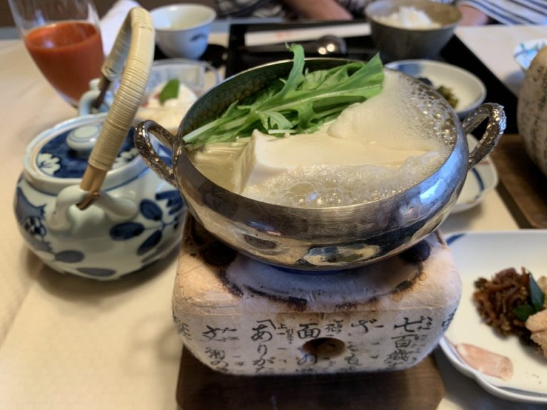 朝食 湯豆腐