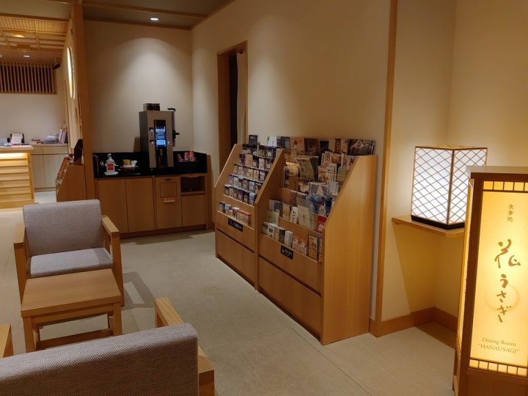無料コーヒーコーナー フロント横にあり