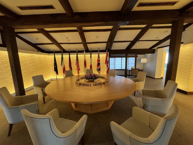 観光スポットG7歴史3