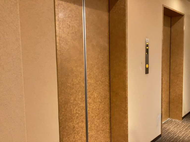 フロント階エレベーター