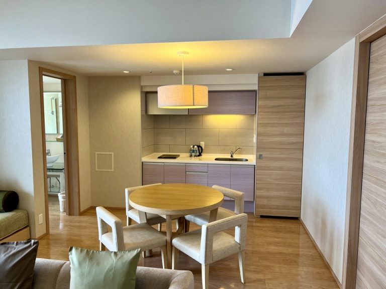 2A1F7DCB-3F43-46B1-9B26-078E8DFC7E5A_1_201_a