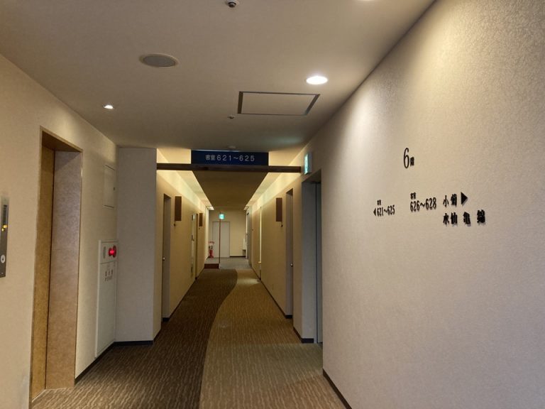 客室階廊下(1)