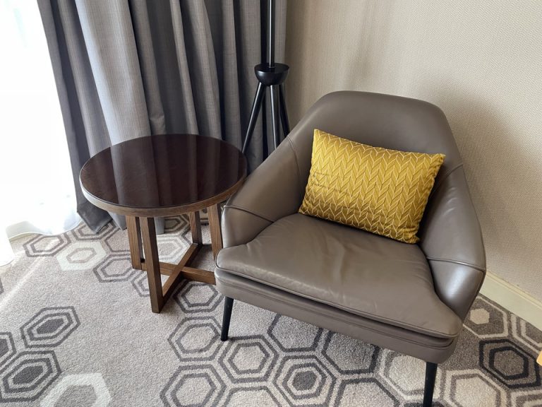 ソファーコーヒーテーブル