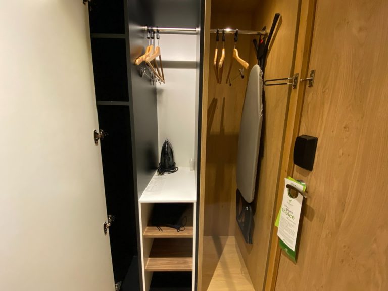 クローゼット開けた状態