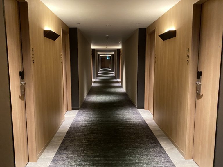 客室階廊下全体