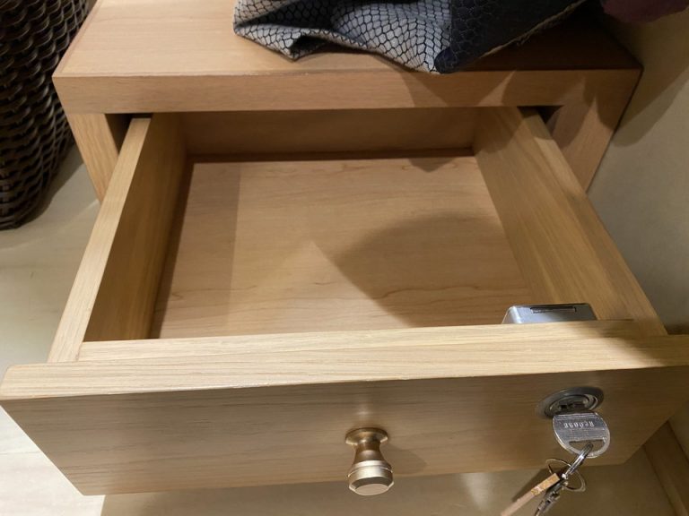 セーフティボックス(開)1