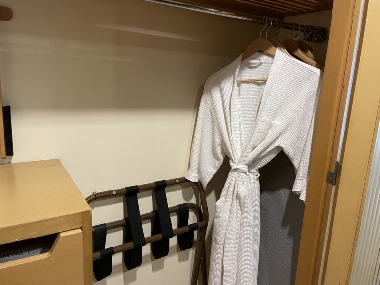 バスローブ、ハンガー