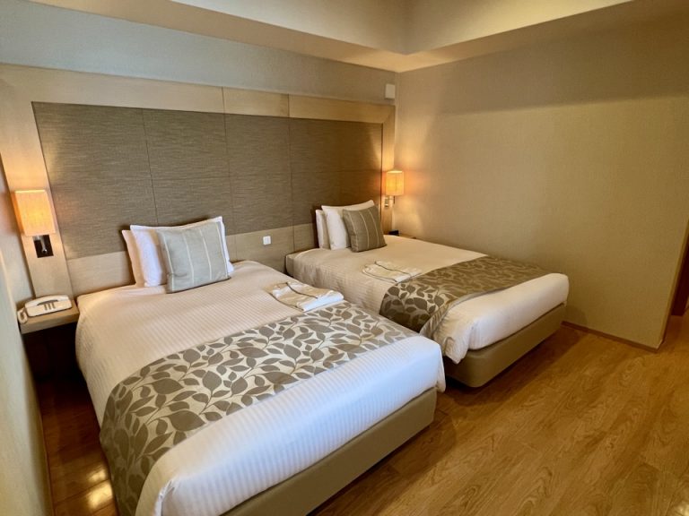 760687BA-38D8-4BA7-B183-3A83AFED71F4_1_201_a