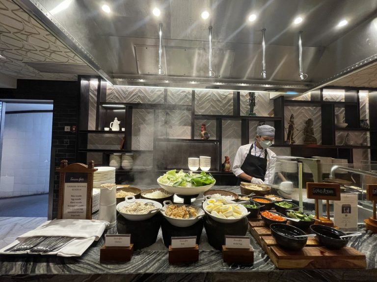 朝食ビュッフェ(8)