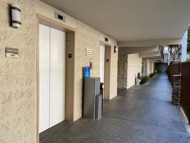 エレベーターホール